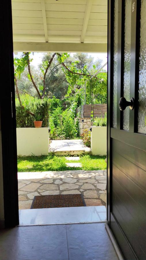 Dionysia Rooms Lefkada City Exterior foto