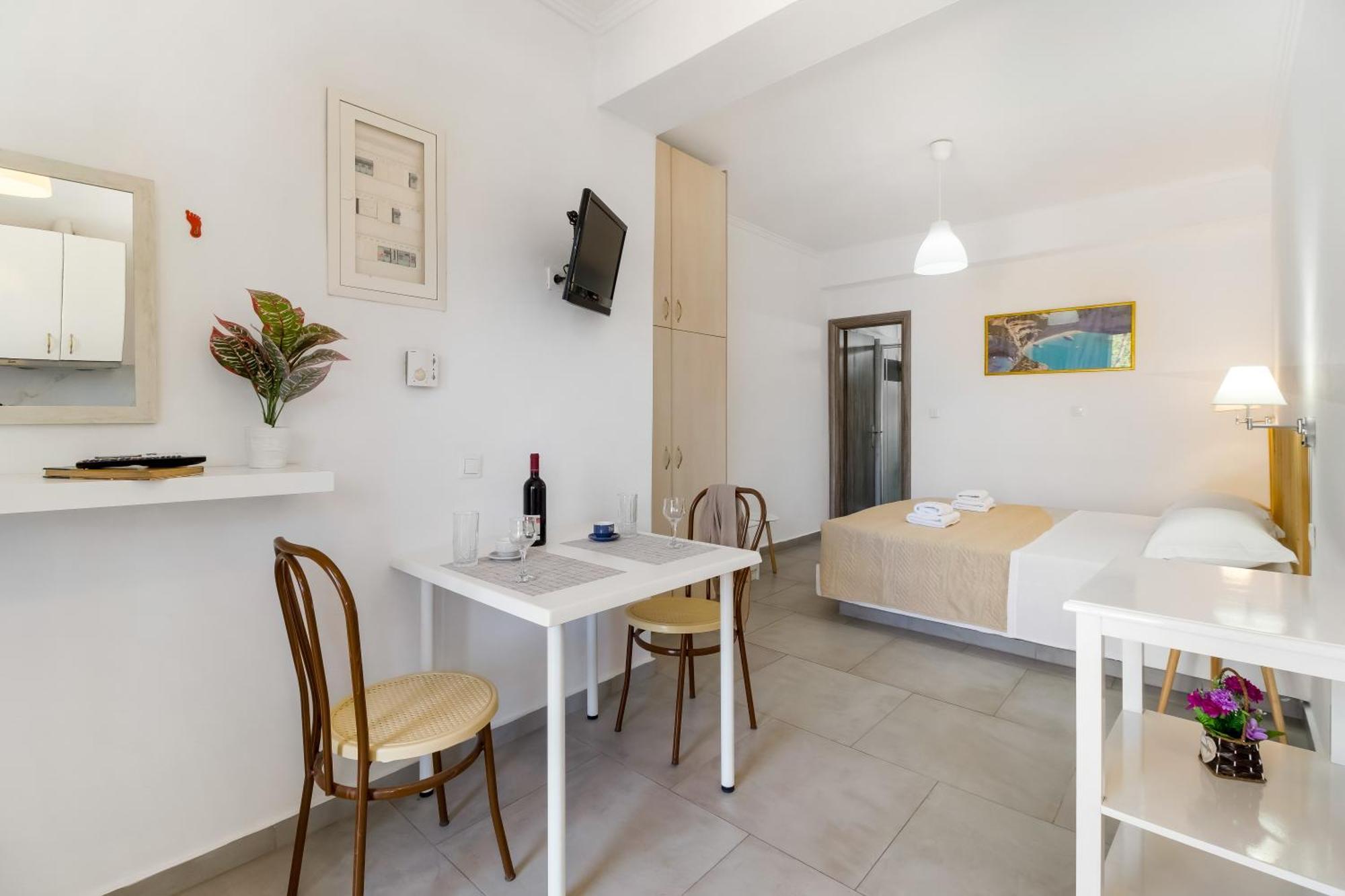 Dionysia Rooms Lefkada City Exterior foto