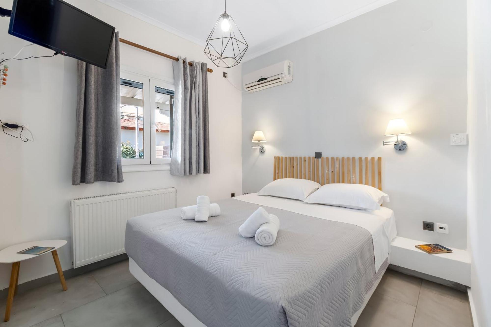 Dionysia Rooms Lefkada City Exterior foto