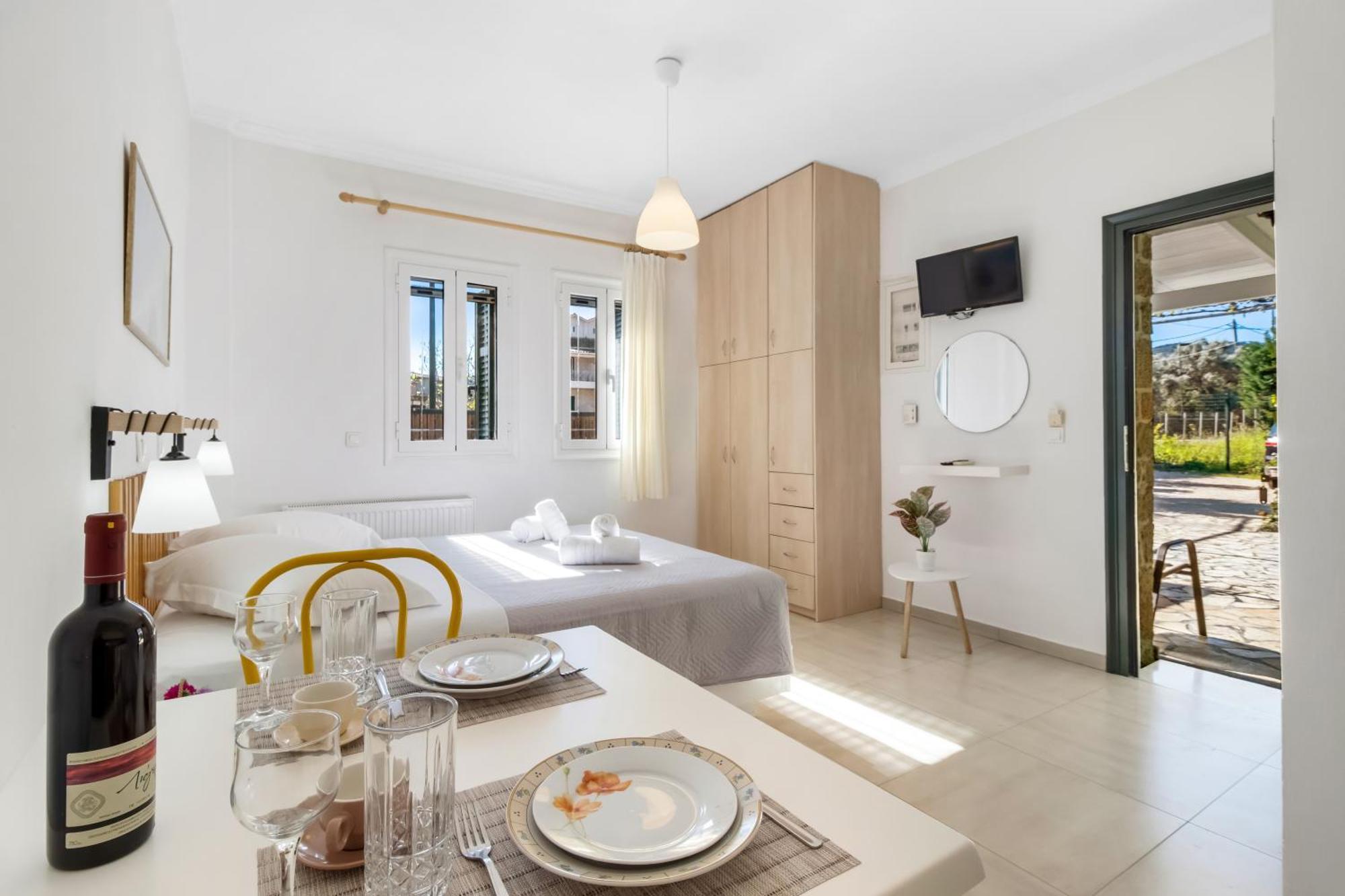 Dionysia Rooms Lefkada City Exterior foto